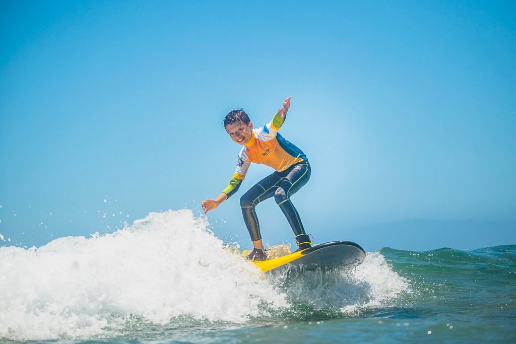 kid-surfing-5